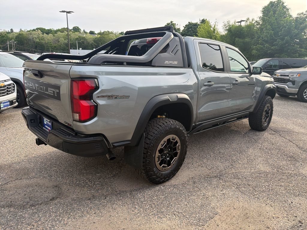 Used 2023 Chevrolet Colorado ZR2 w/ Desert Boss Special Edition AWD/4WD image 7
