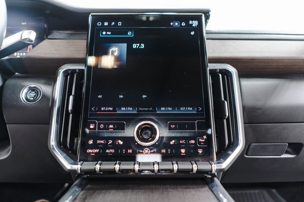 Used 2024 GMC Acadia Denali image 14