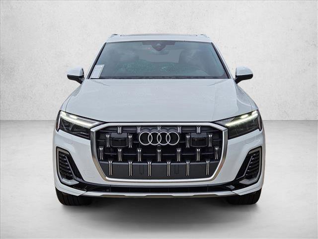Certified 2025 Audi Q7 3.0T Premium Plus image 5