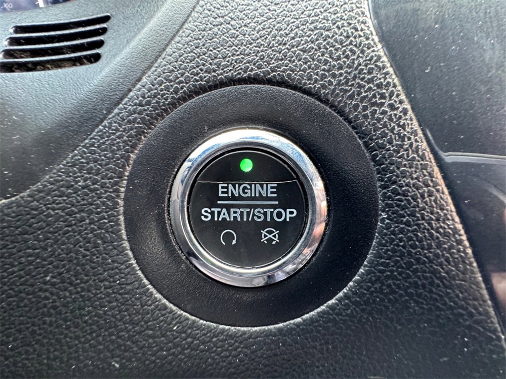 Used 2018 Ford Explorer Limited image 25