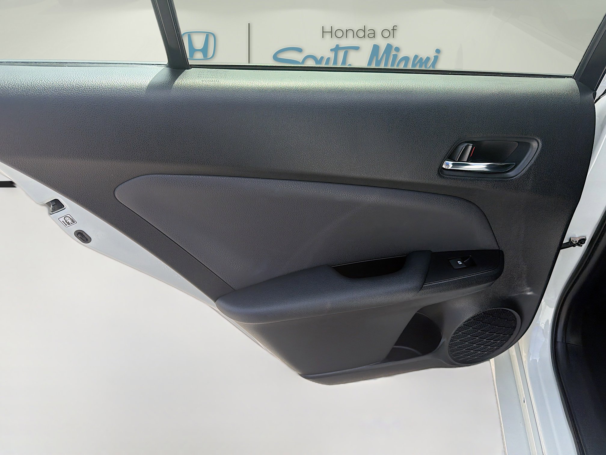 Used 2016 Toyota Prius Two image 25