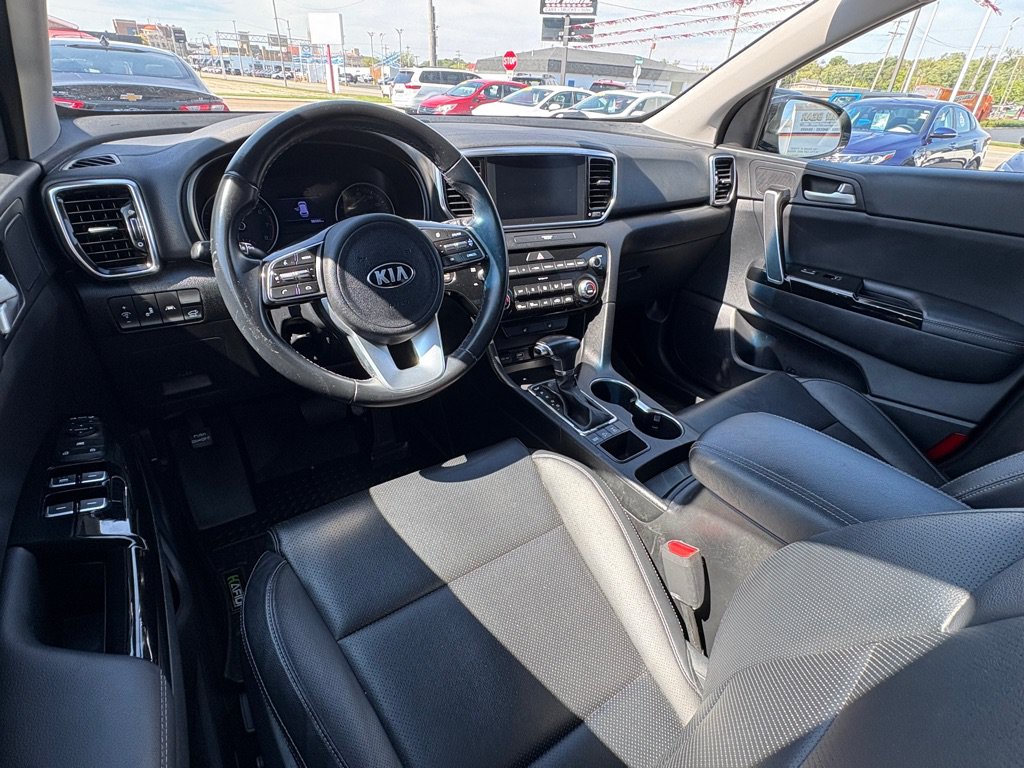 Used 2022 Kia Sportage EX AWD/4WD image 14