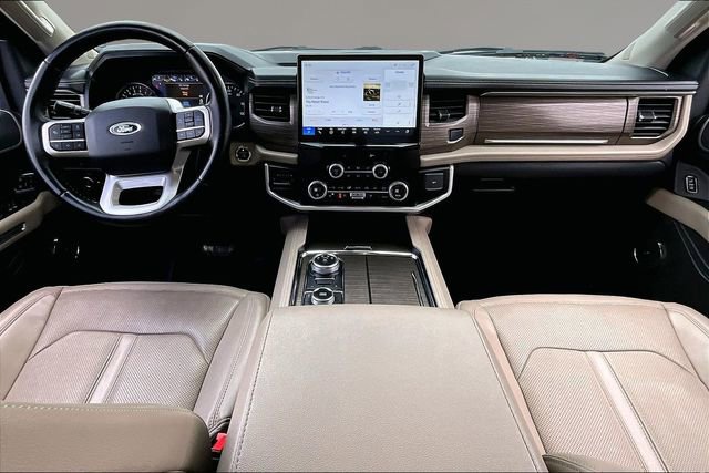 Used 2022 Ford Expedition Limited AWD/4WD image 7