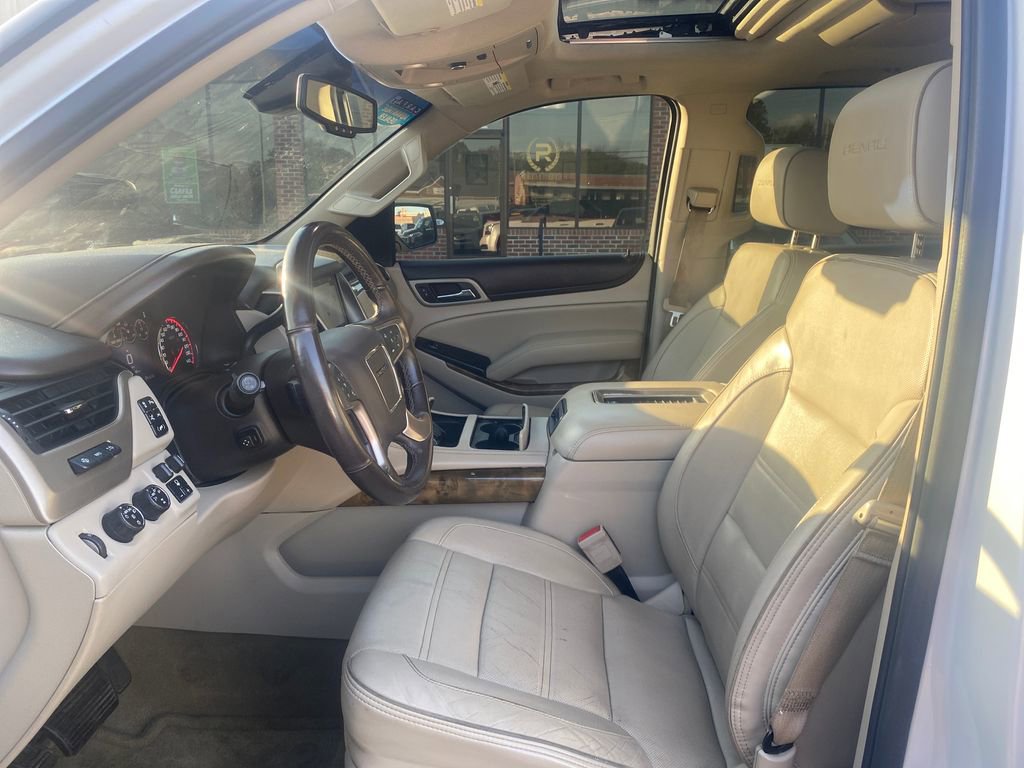 Used 2016 GMC Yukon XL Denali w/ Open Road Package image 38