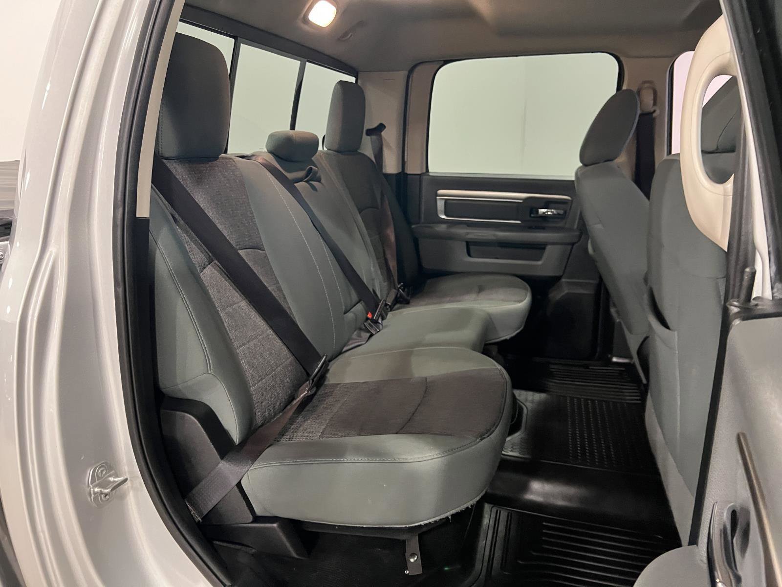 Used 2017 RAM 1500 Big Horn image 32