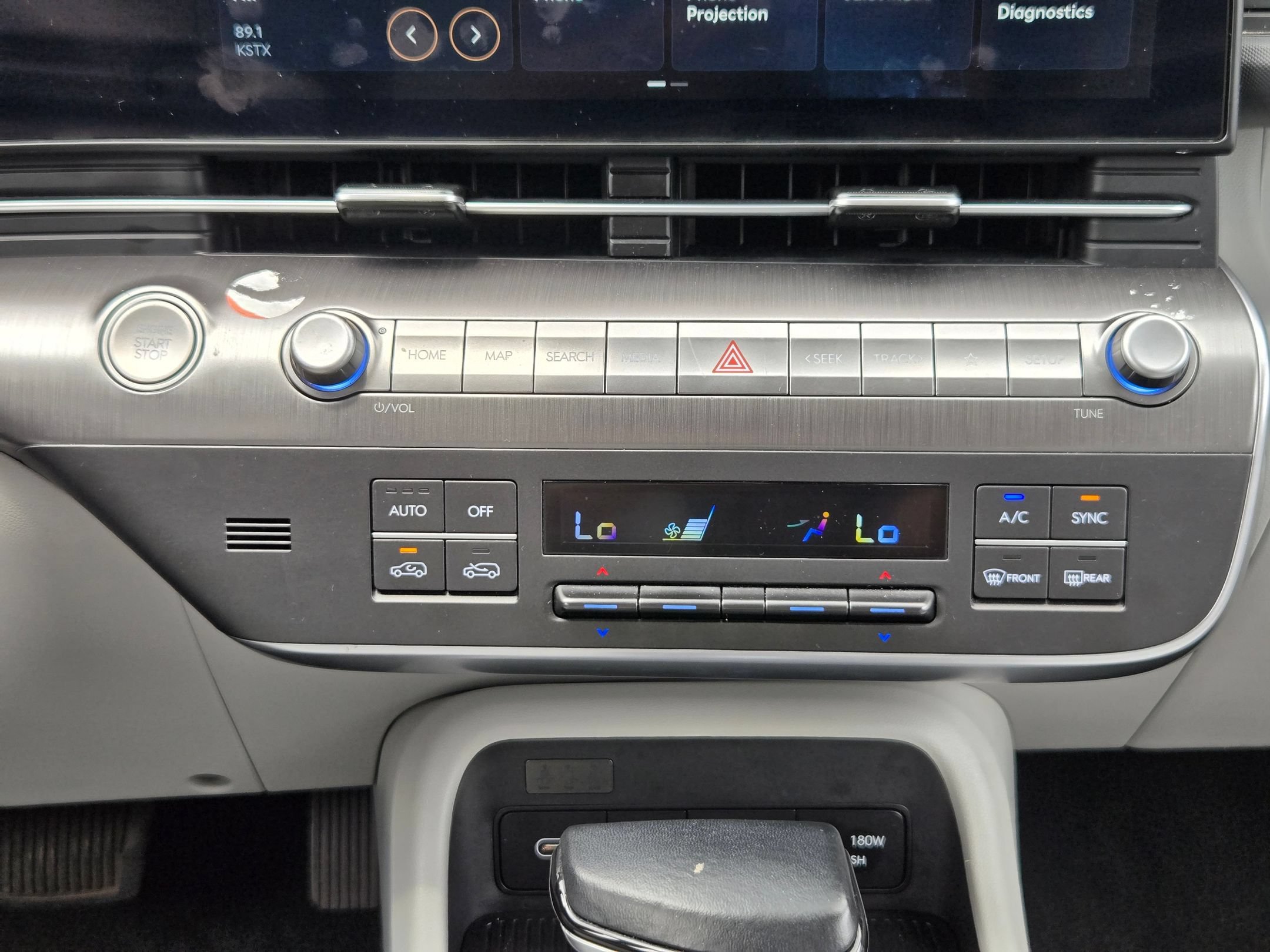 Used 2025 Hyundai Kona SEL FWD image 18