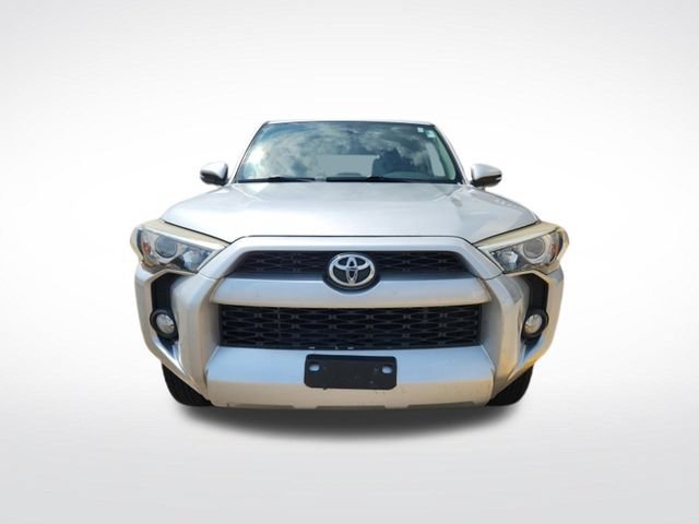 Used 2016 Toyota 4Runner SR5 Premium RWD image 2
