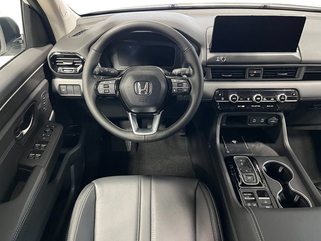 New 2026 Honda Pilot Touring image 18