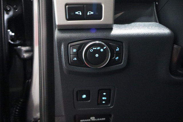 Used 2022 Ford F250 Lariat w/ Lariat Ultimate Package AWD/4WD image 35