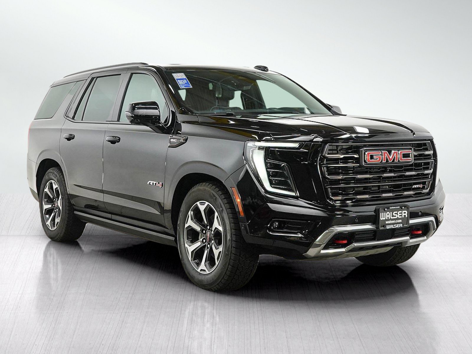 Used 2025 GMC Yukon AT4 Ultimate AWD/4WD image 7