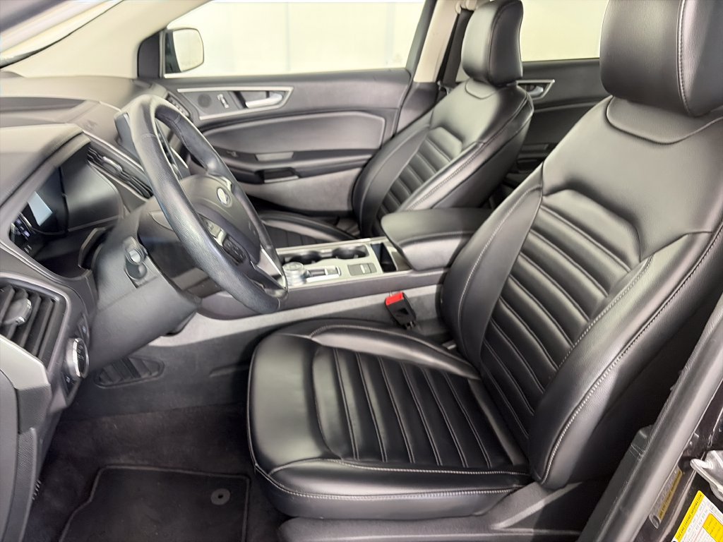 Used 2024 Ford Edge SEL AWD/4WD image 11