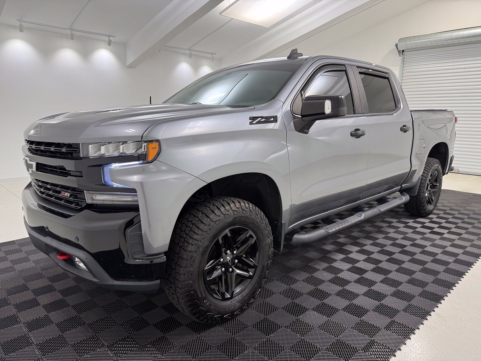 Used 2021 Chevrolet Silverado 1500 LT Trail Boss AWD/4WD image 3
