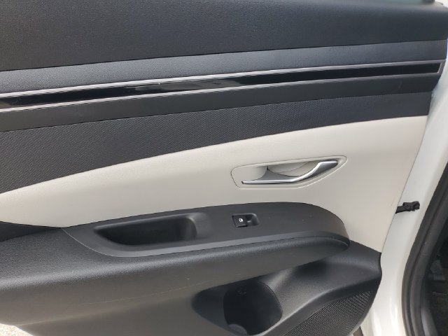 Used 2024 Hyundai Tucson SEL FWD image 12