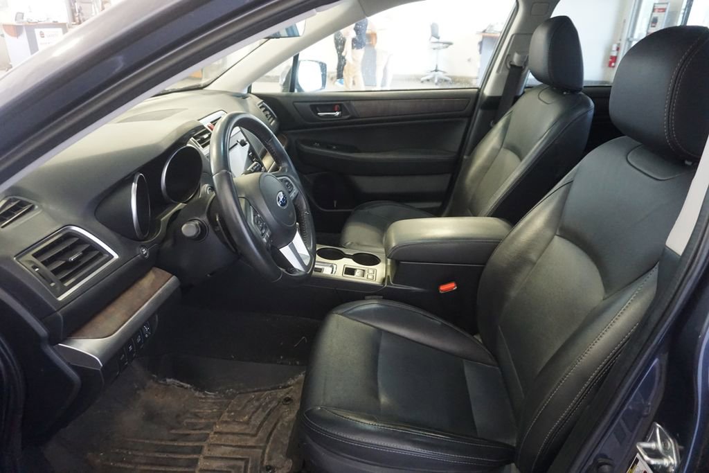 Used 2017 Subaru Outback 3.6R Limited AWD/4WD image 14