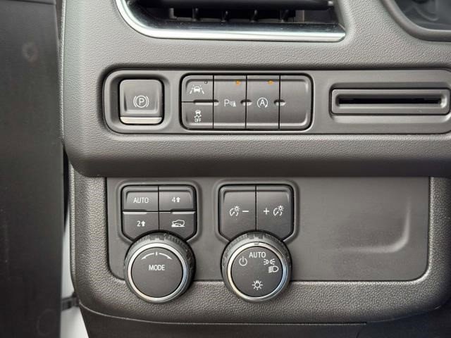 Certified 2023 Chevrolet Suburban LS image 12