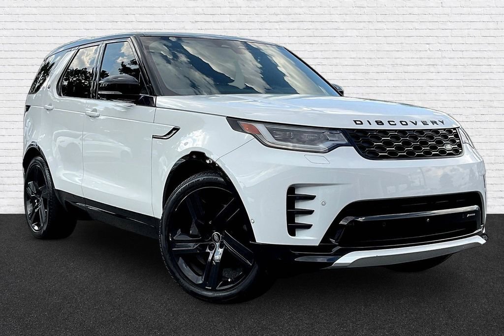 Used 2023 Land Rover Discovery HSE R-Dynamic AWD/4WD image 3