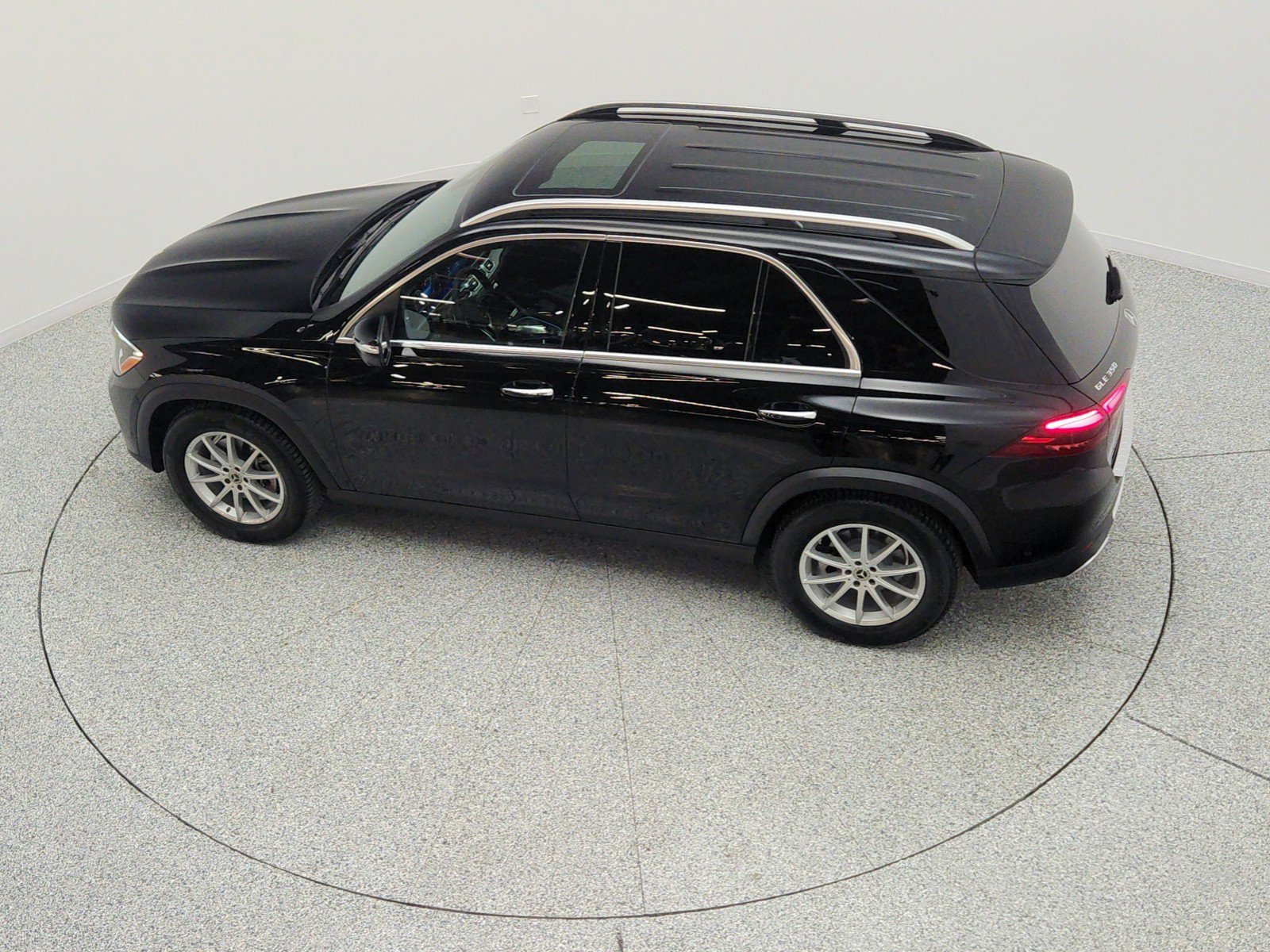 Certified 2025 Mercedes-Benz GLE 350 4MATIC image 30