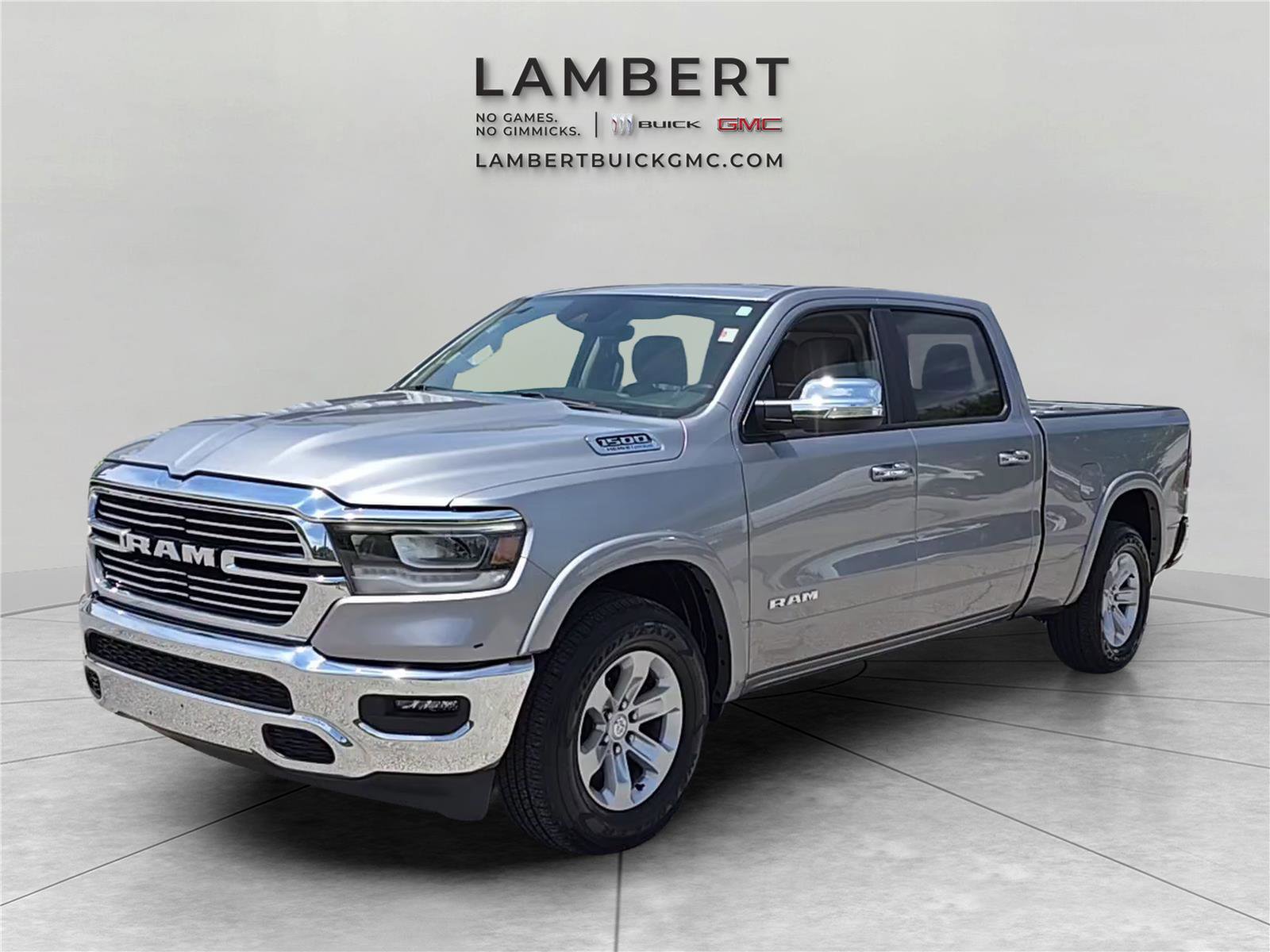 Used 2022 RAM 1500 Laramie AWD/4WD image 1