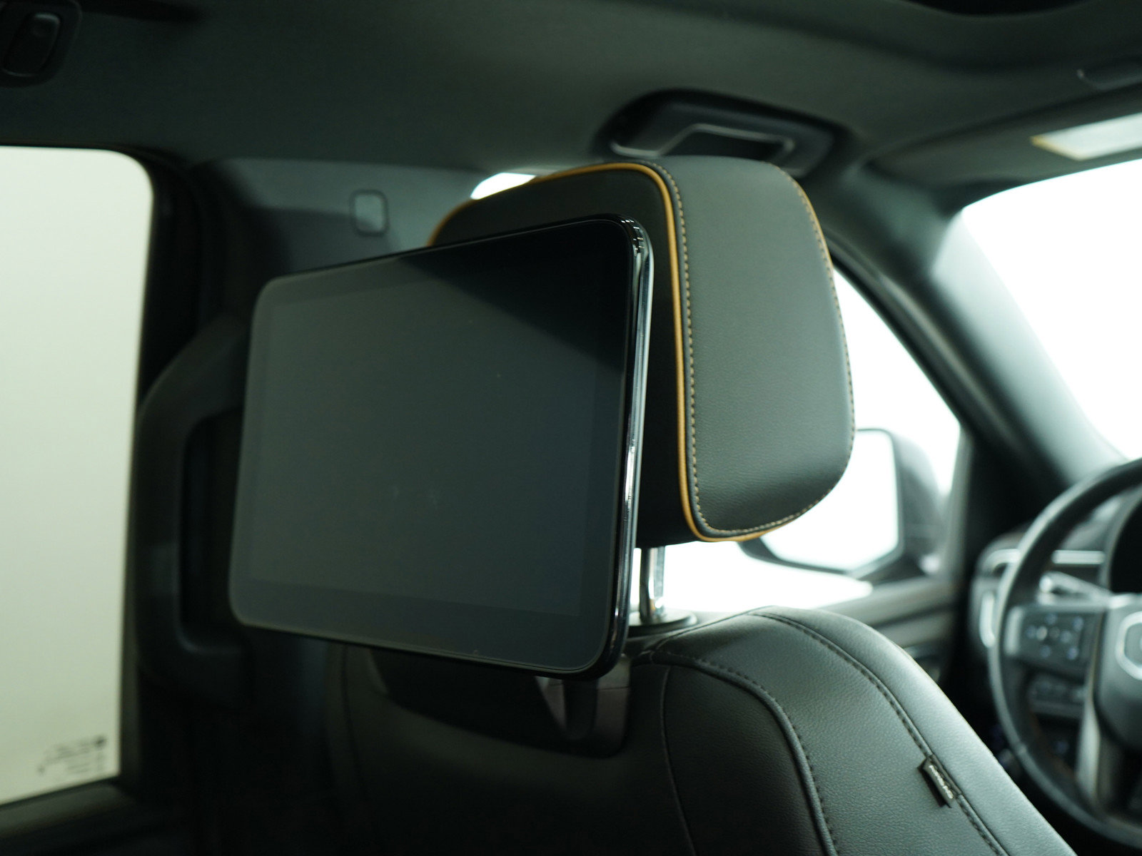 Used 2021 GMC Yukon AT4 image 14