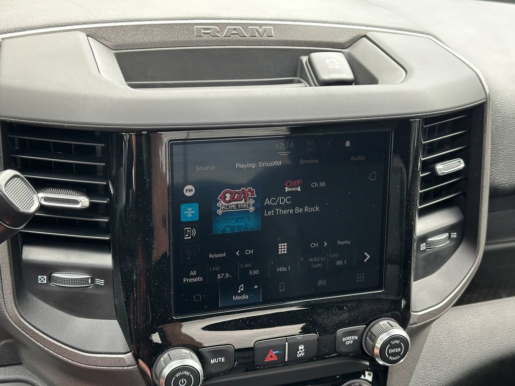 New 2026 RAM 5500 Tradesman w/ Chrome Appearance Group AWD/4WD image 25