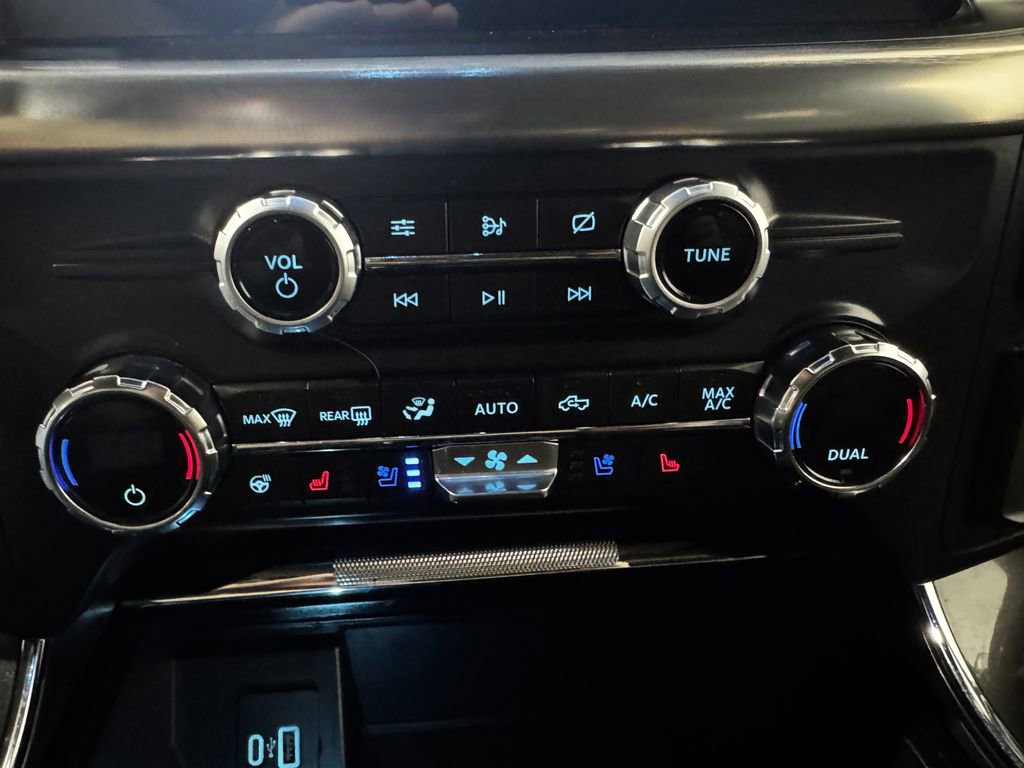 Used 2021 Ford F150 Lariat w/ Equipment Group 502A High image 38