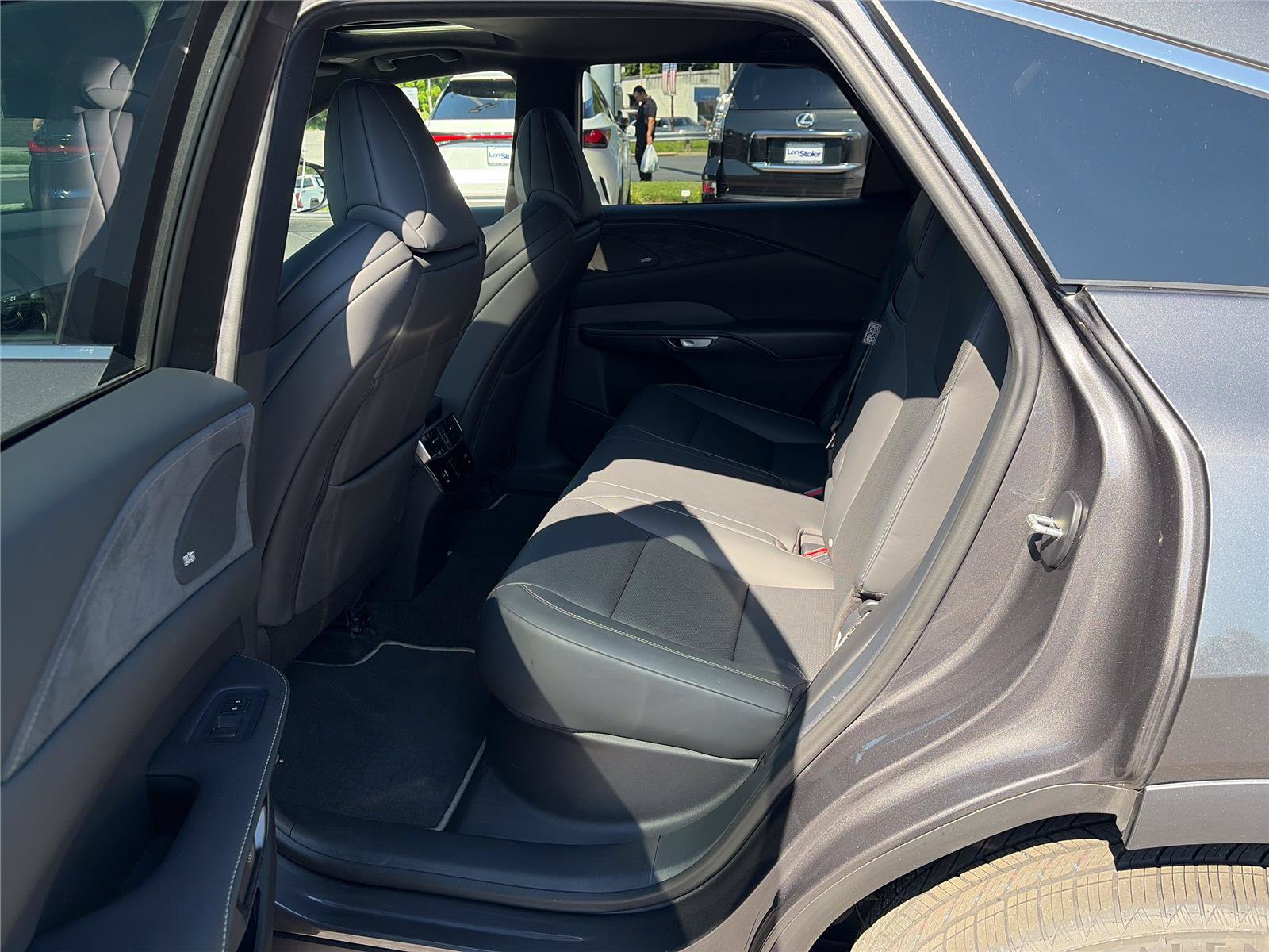 Used 2024 Lexus RX 350 F Sport w/ Convenience Package AWD/4WD image 12