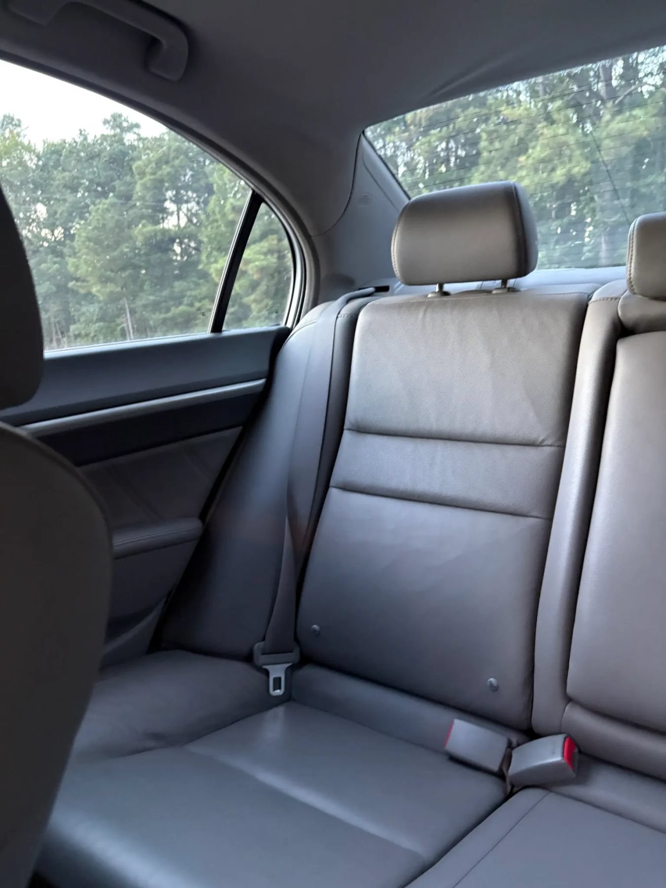 Used 2010 Honda Civic EX-L image 16