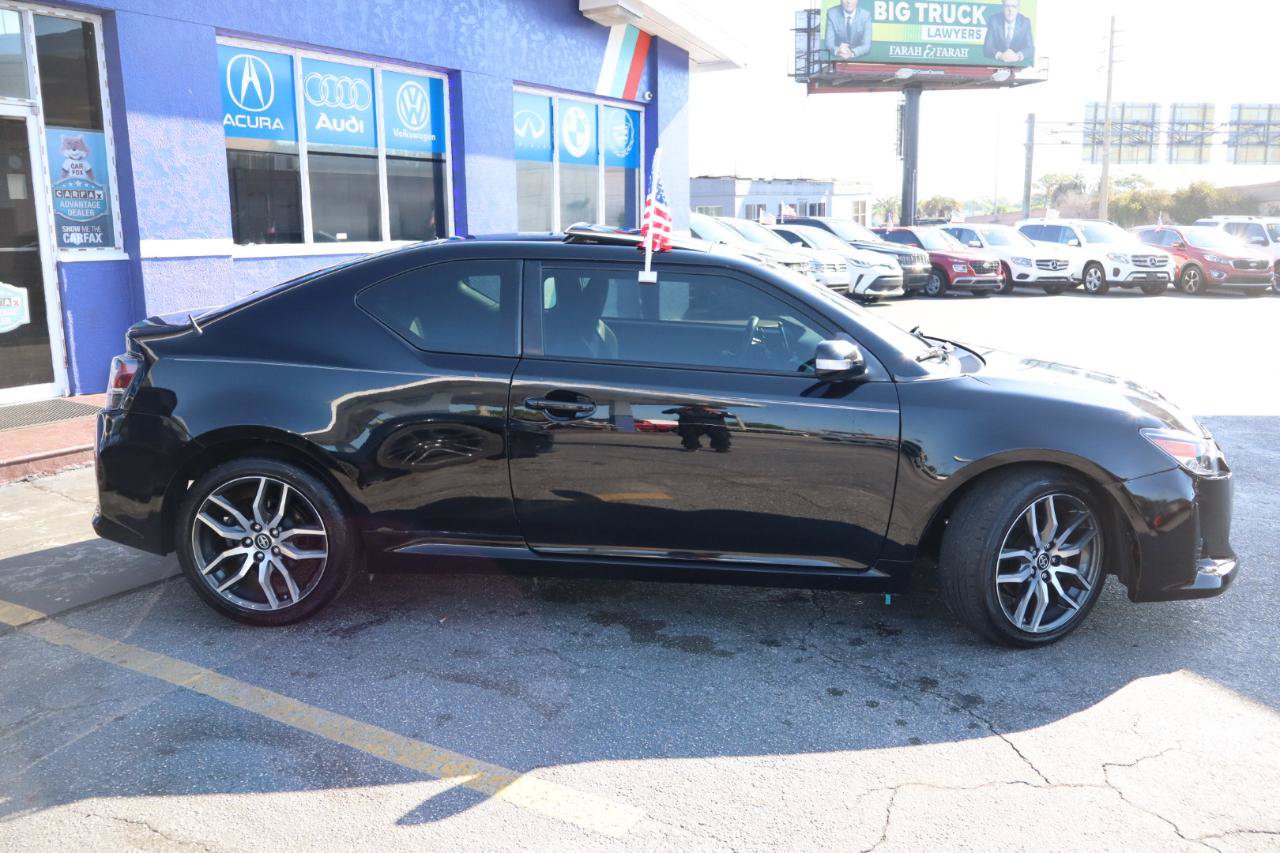 Used 2016 Scion tC FWD image 2