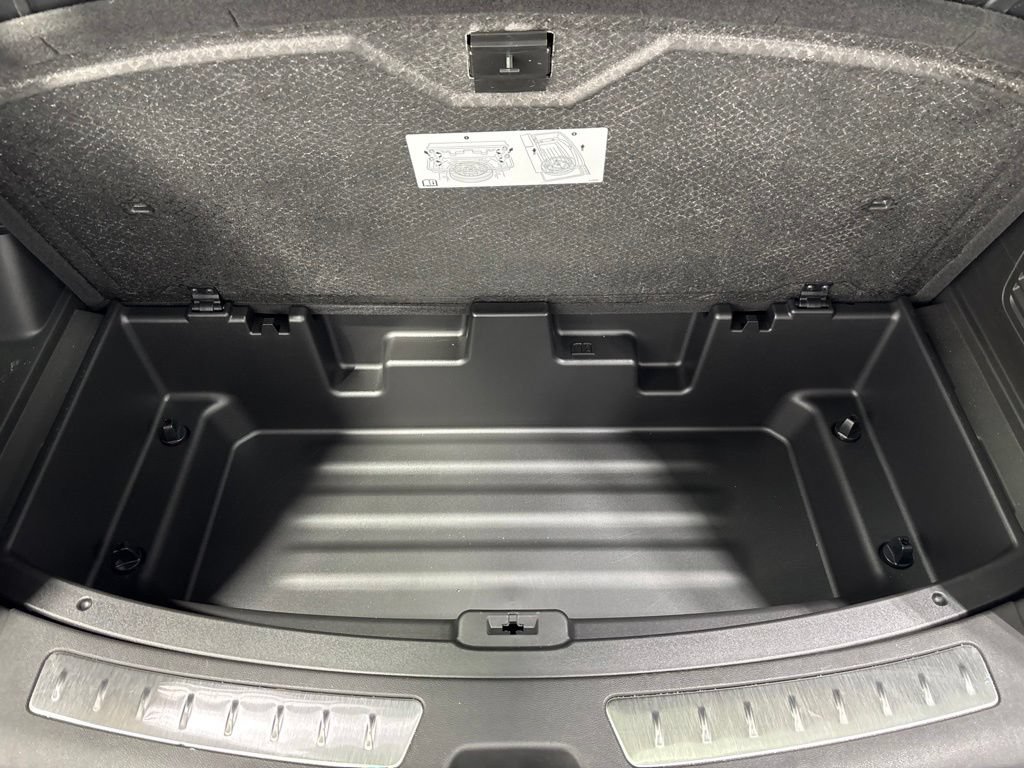 Used 2023 Buick Enclave Essence w/ Experience Buick Package AWD/4WD image 50