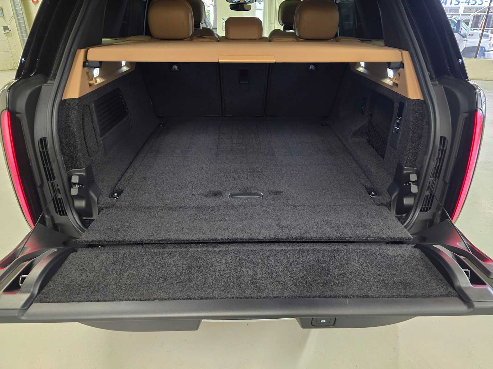 New 2026 Land Rover Range Rover SE AWD/4WD image 13