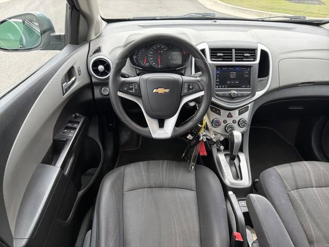 Used 2018 Chevrolet Sonic LT FWD image 23