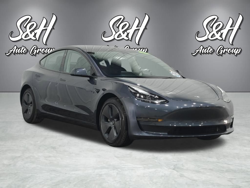 Used 2023 Tesla Model 3 Long Range image 2