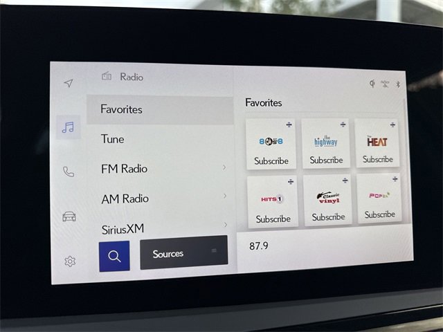 Certified 2024 Lexus ES 350 w/ Premium Package image 16