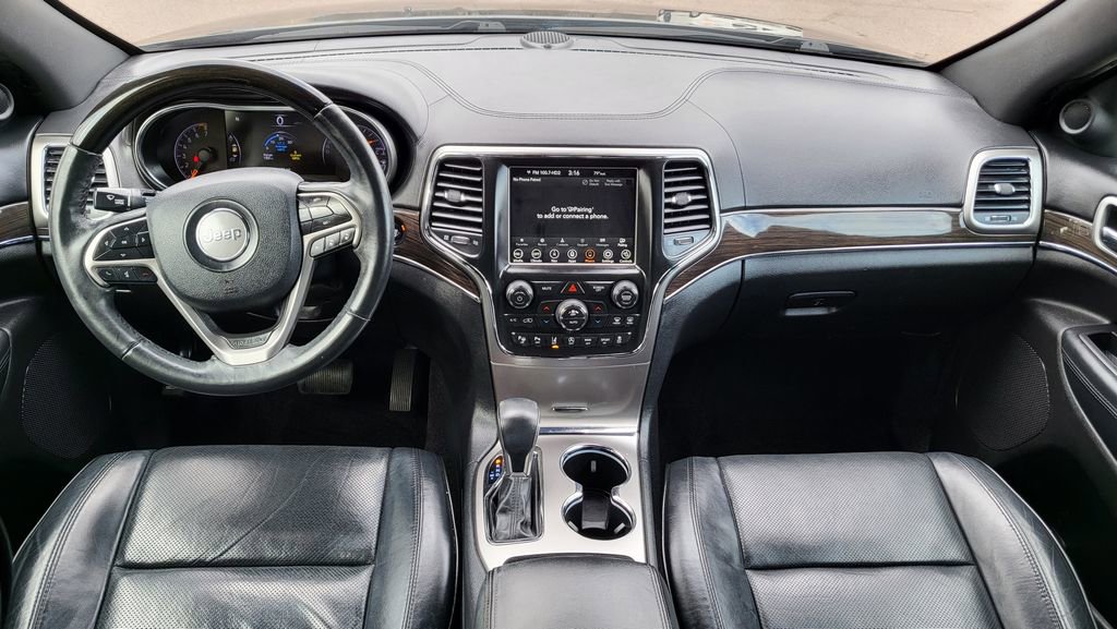 Used 2018 Jeep Grand Cherokee Overland image 28