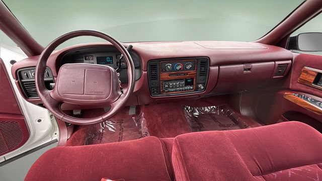 Used 1996 Chevrolet Caprice SS RWD image 16