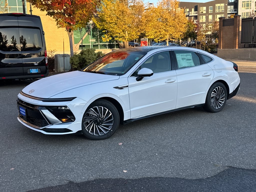 New 2026 Hyundai Sonata Limited FWD image 1