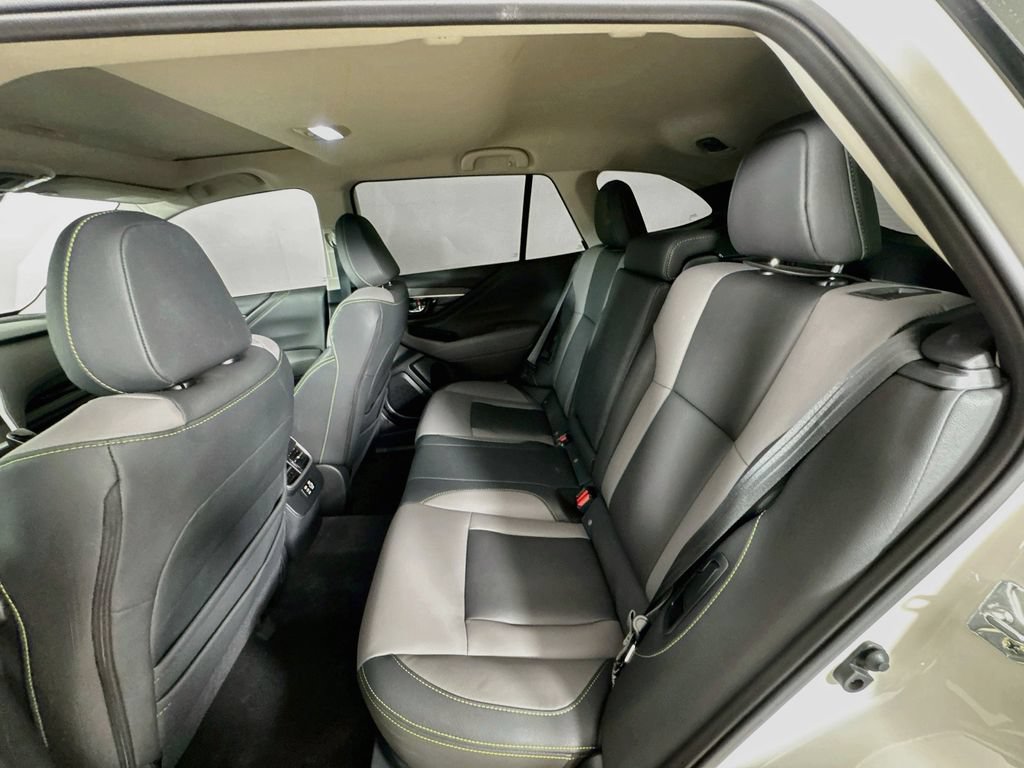 Used 2024 Subaru Outback Onyx Edition AWD/4WD image 23