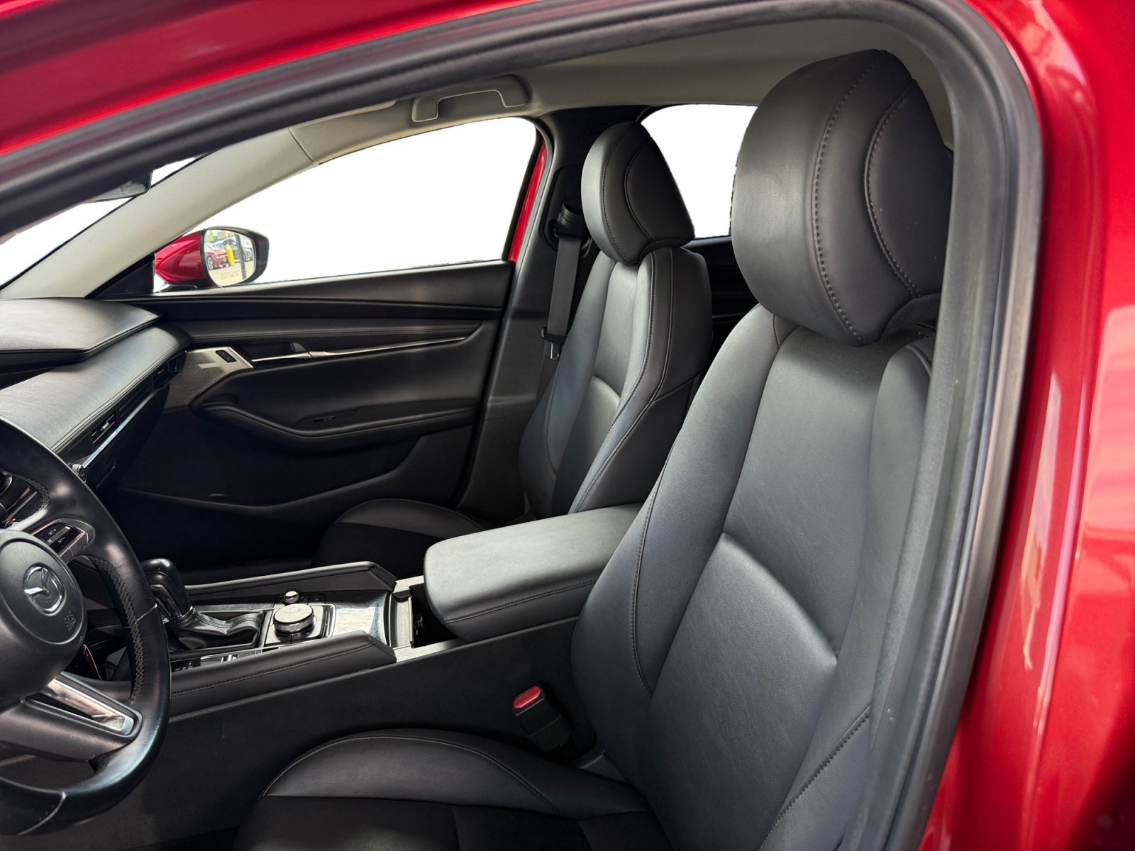 Used 2019 MAZDA MAZDA3 Sedan w/ Preferred Package FWD image 12