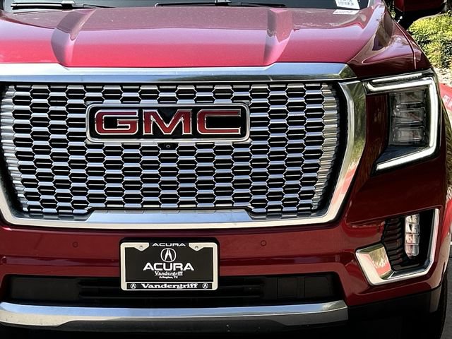 Used 2022 GMC Yukon XL Denali w/ Denali Premium Package AWD/4WD image 10