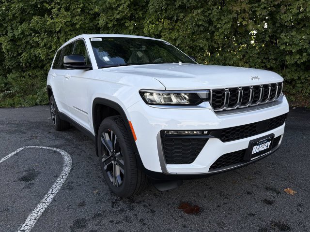 New 2027 Jeep Grand Cherokee L Limited AWD/4WD image 2