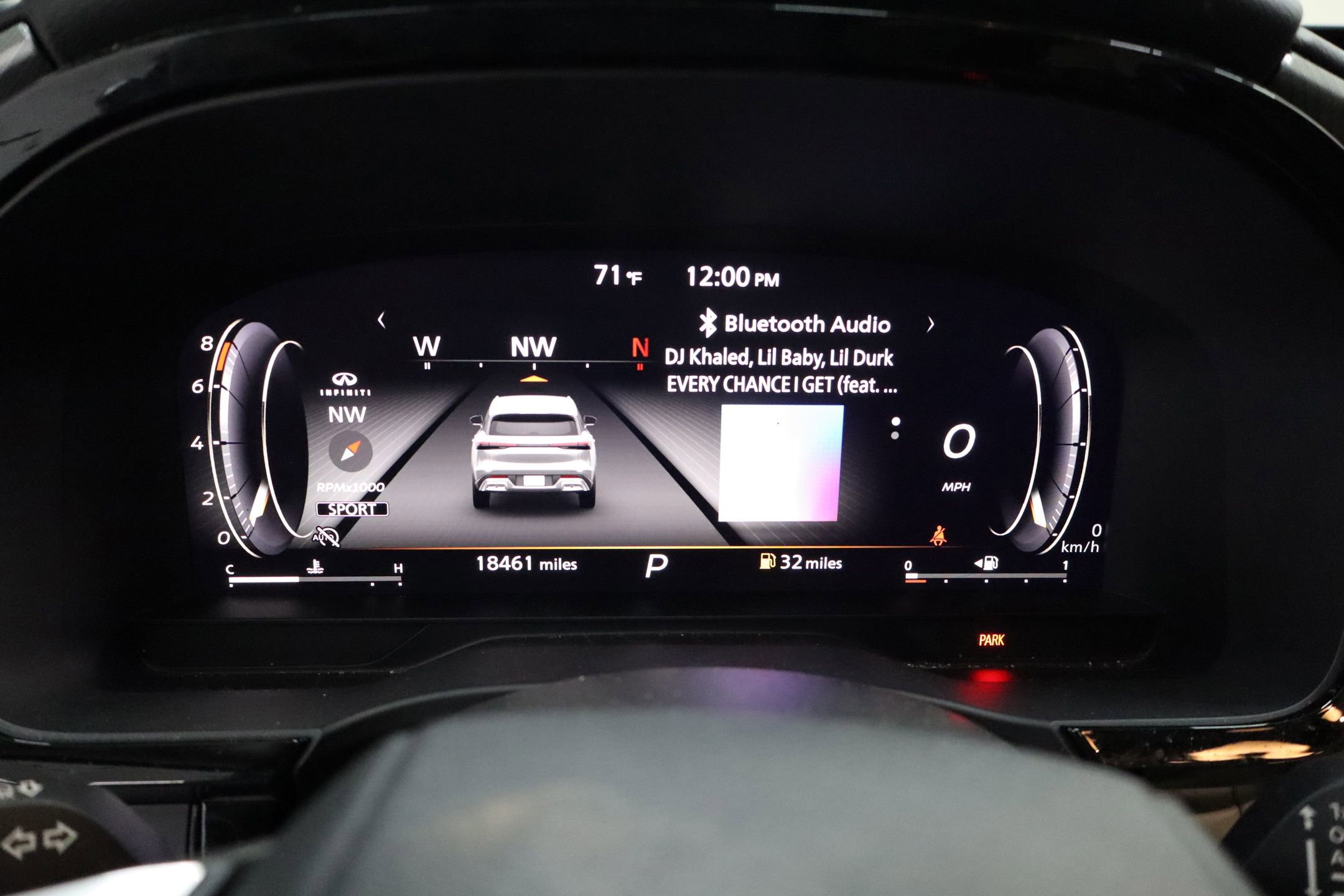 Used 2023 INFINITI QX60 Luxe w/ Performance Audio Package image 18