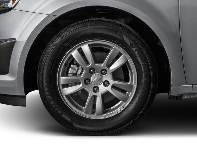 Used 2016 Chevrolet Sonic LT w/ Driver Confidence Package FWD image 13