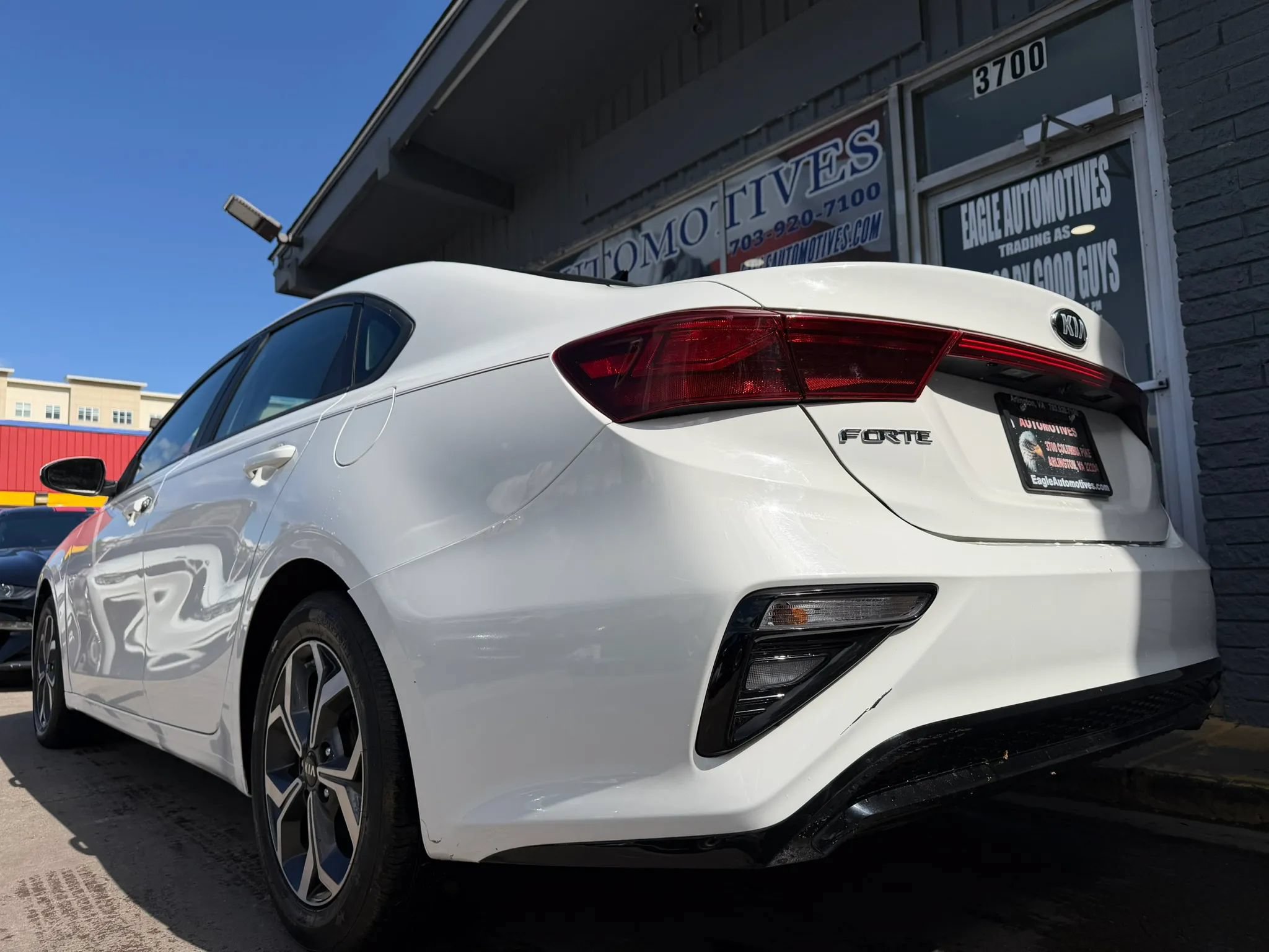 Used 2020 Kia Forte LXS FWD image 5