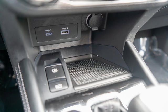 Used 2023 Nissan Kicks SV image 29