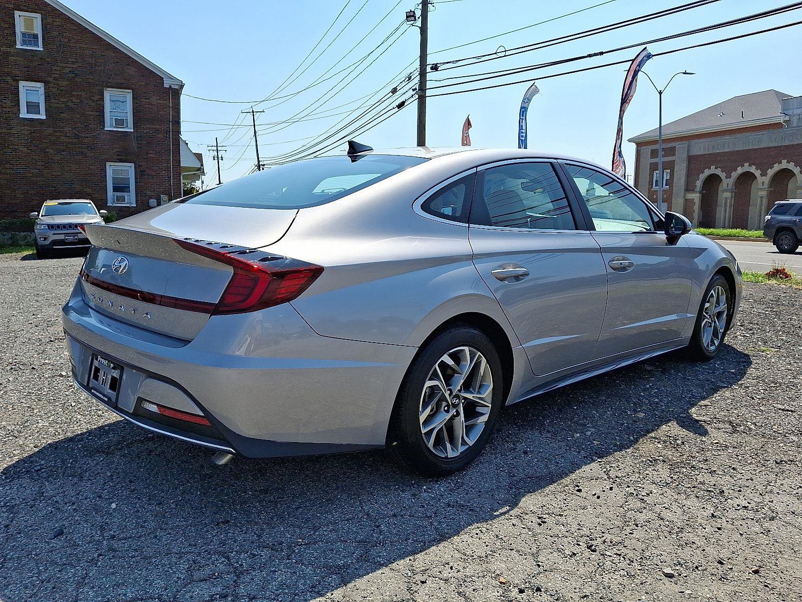 Used 2023 Hyundai Sonata SEL image 4