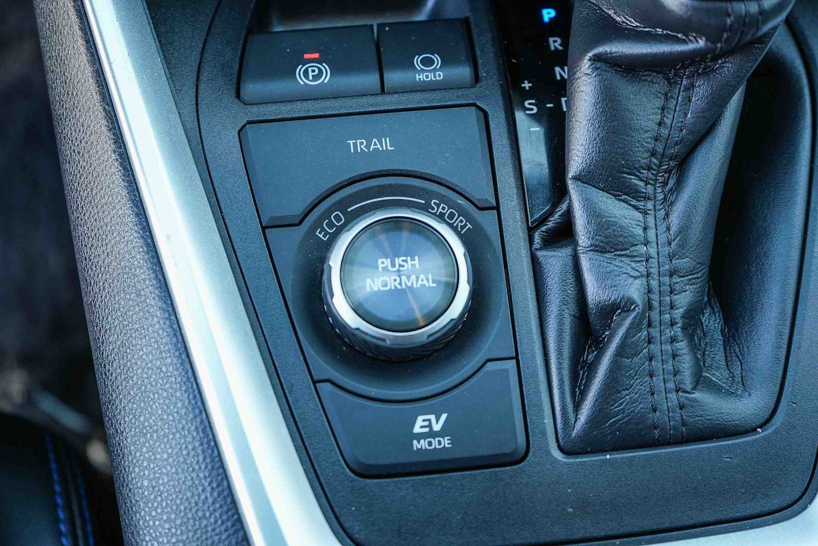 Used 2024 Toyota RAV4 XSE w/ Advanced Technology Package image 20