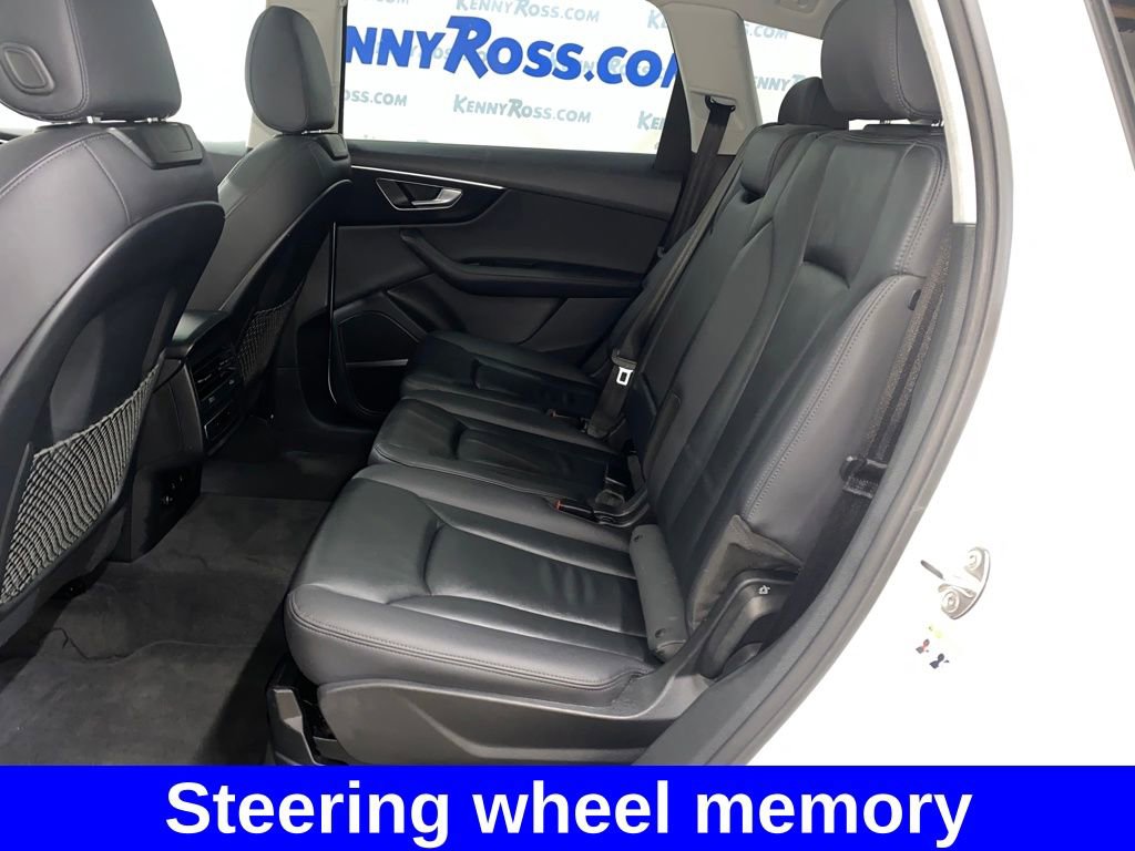 Used 2023 Audi Q7 3.0T Premium Plus image 15