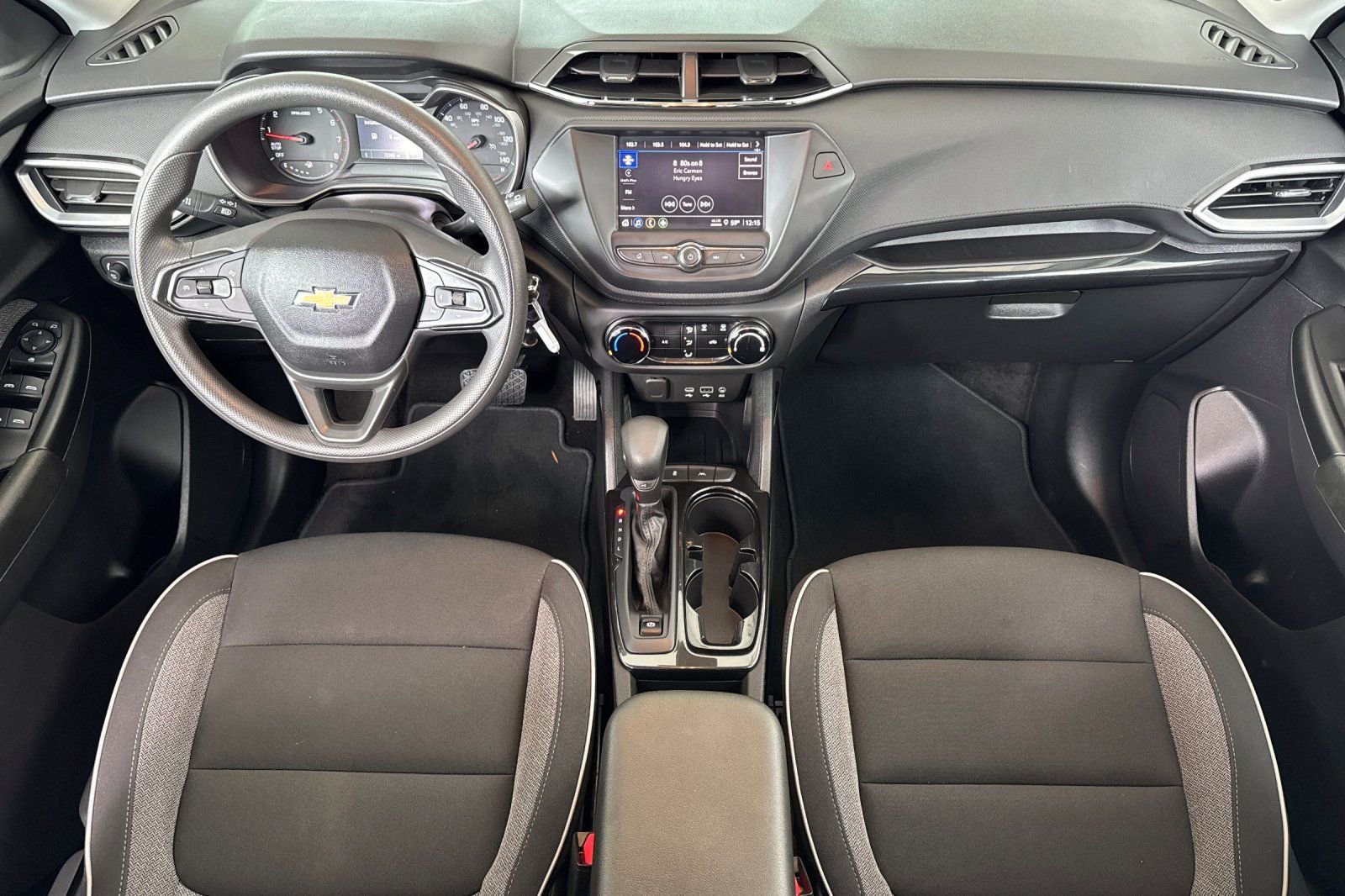 Used 2023 Chevrolet TrailBlazer LS FWD image 4