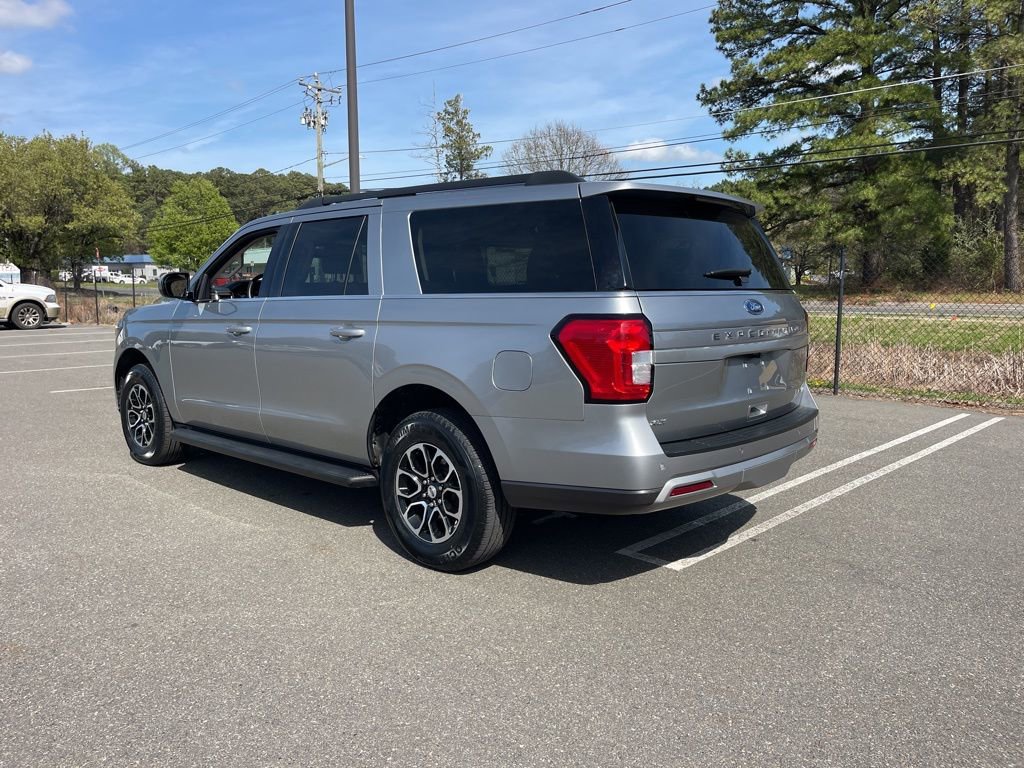 Used 2024 Ford Expedition Max XLT image 6