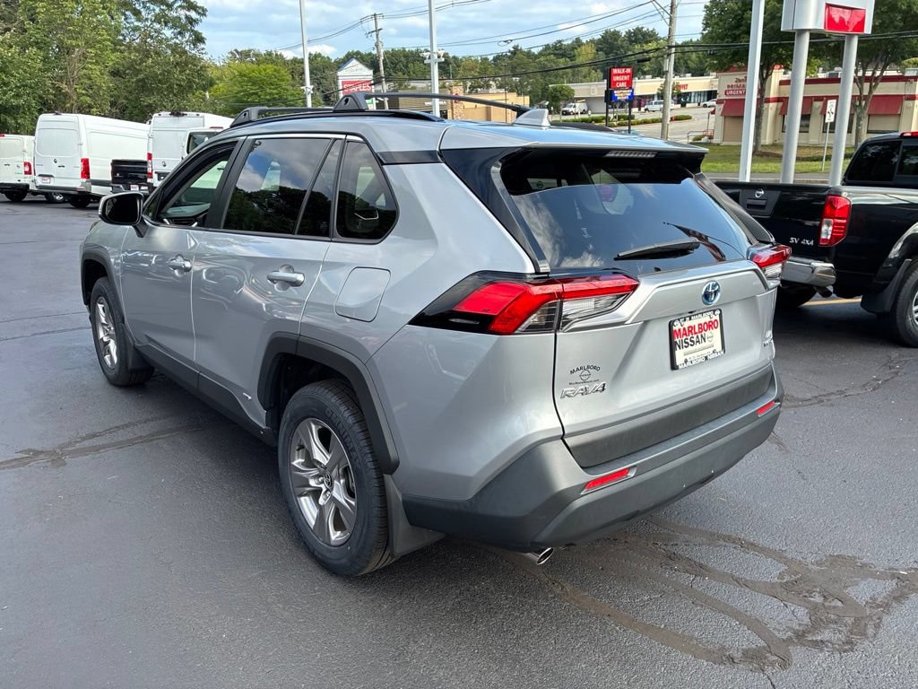 Used 2024 Toyota RAV4 LE AWD/4WD image 5